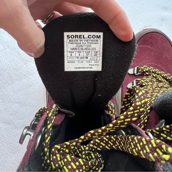 New SOREL Women's Kinetic Breakthru Conquest Waterproof Laceup Boots Size 6 - Picture 9 of 10